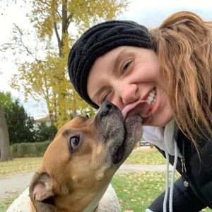 Meet your Posher, Hannah